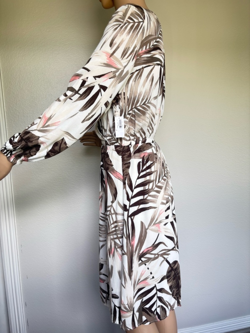 Old Navy White Tropical-Print Long Sleeve Wrap Dress with Brown and Pink Accents - Picture 9 of 16